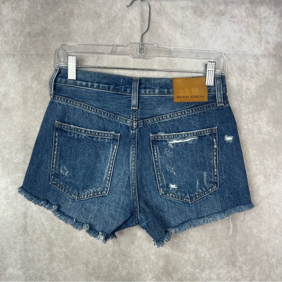 Denim Forum x Aritzia The Ex Boyfriend Relaxed Mid-Rise Cut-Off Shorts Size 24 - Picture 6 of 8